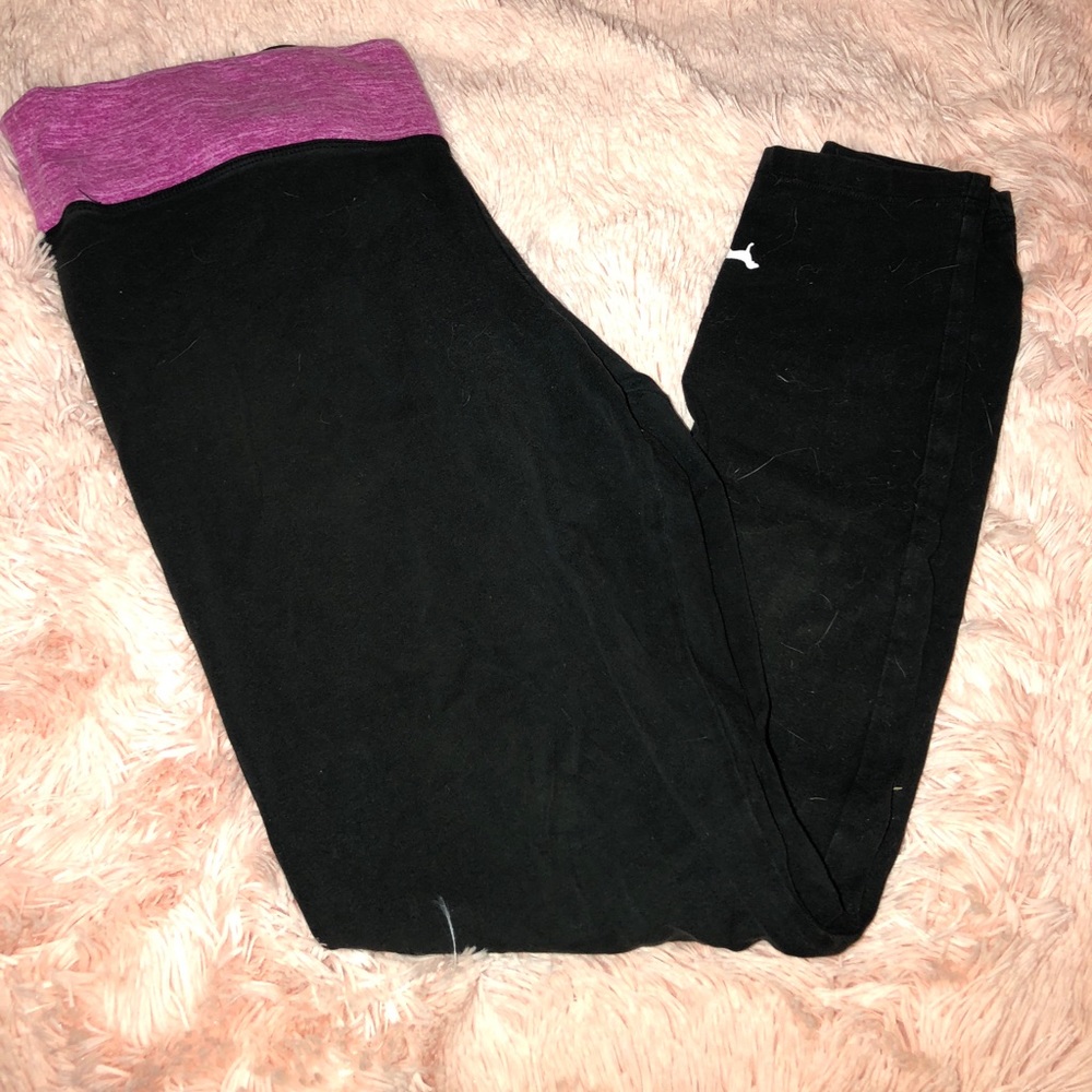 Cotton VS pink leggings!